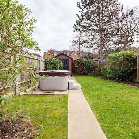 One Bedroom Apartment, Driveway, Bracknell Centre Extérieur photo